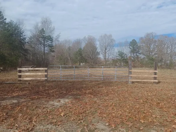 9999 Fred Barnett Rd, Corbin, KY 40701