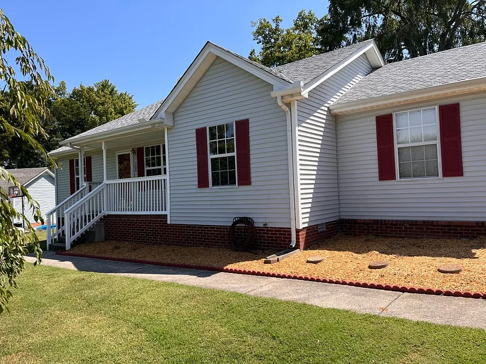 308 Vernon Traylor Dr
