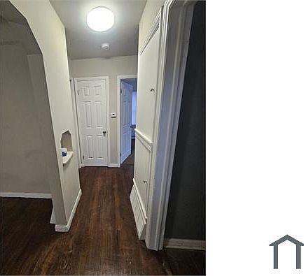 3rd image of 19250 Greeley St