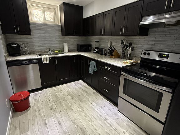 3rd image of 43 Galloway Rd