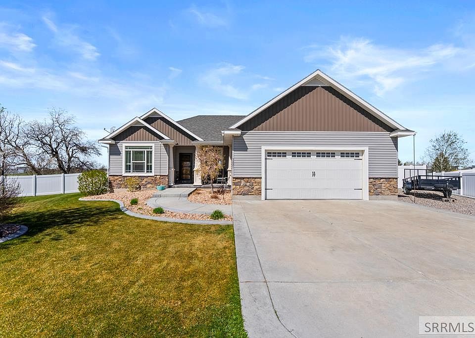 1st image of 3221 E Ringneck Dr