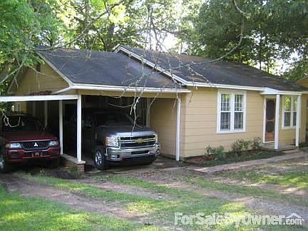 1st image of 303 Scales St