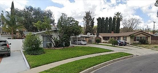 1st image of 23130 Runnymede St