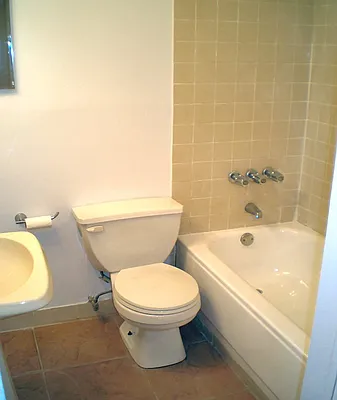 Rented by City Connections Realty | media 24
