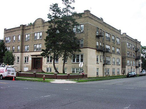 2nd image of 365 12th Ave APT D11