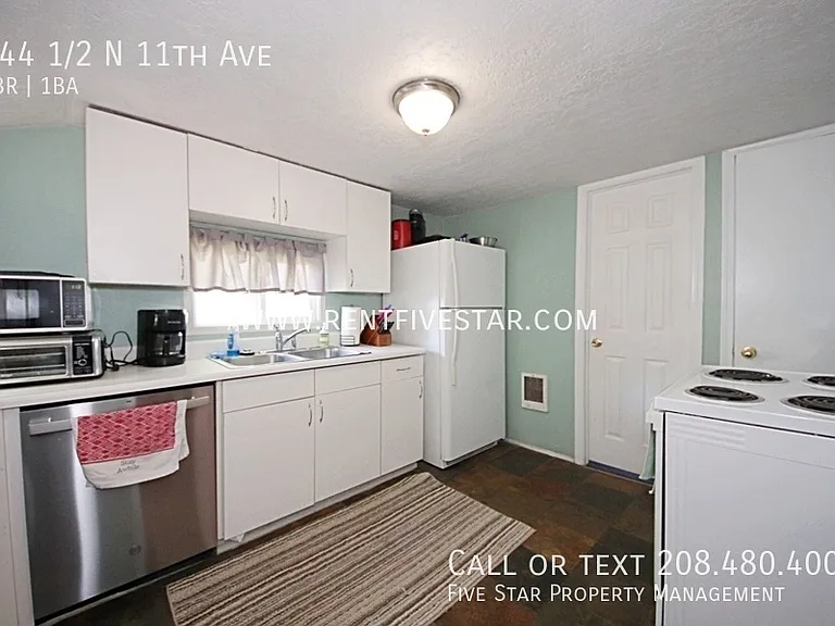 744 1/2 N 11th Ave — Photo 3