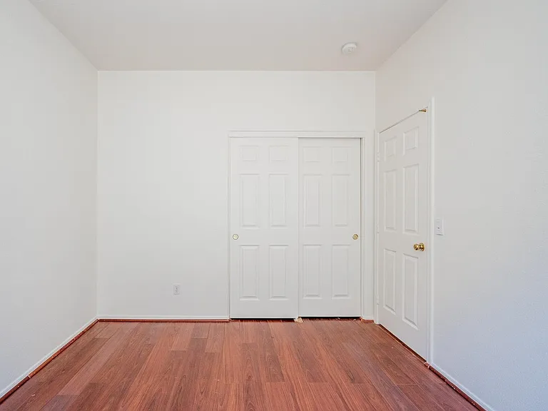 12541 W Jefferson St — Photo 20