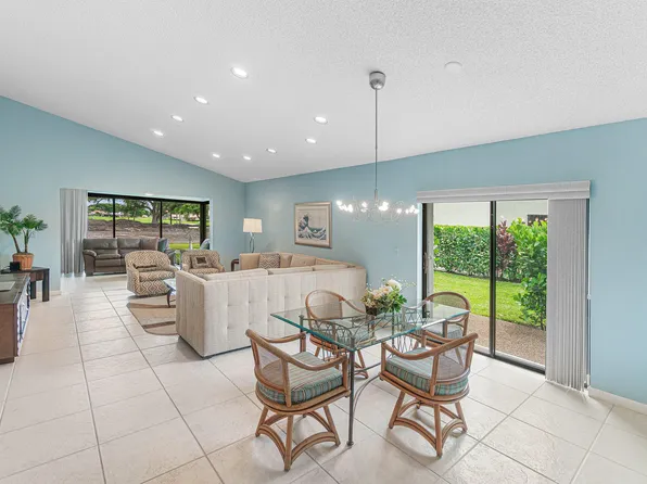 27 Stratford Lane W #D, Boynton Beach, FL 33436