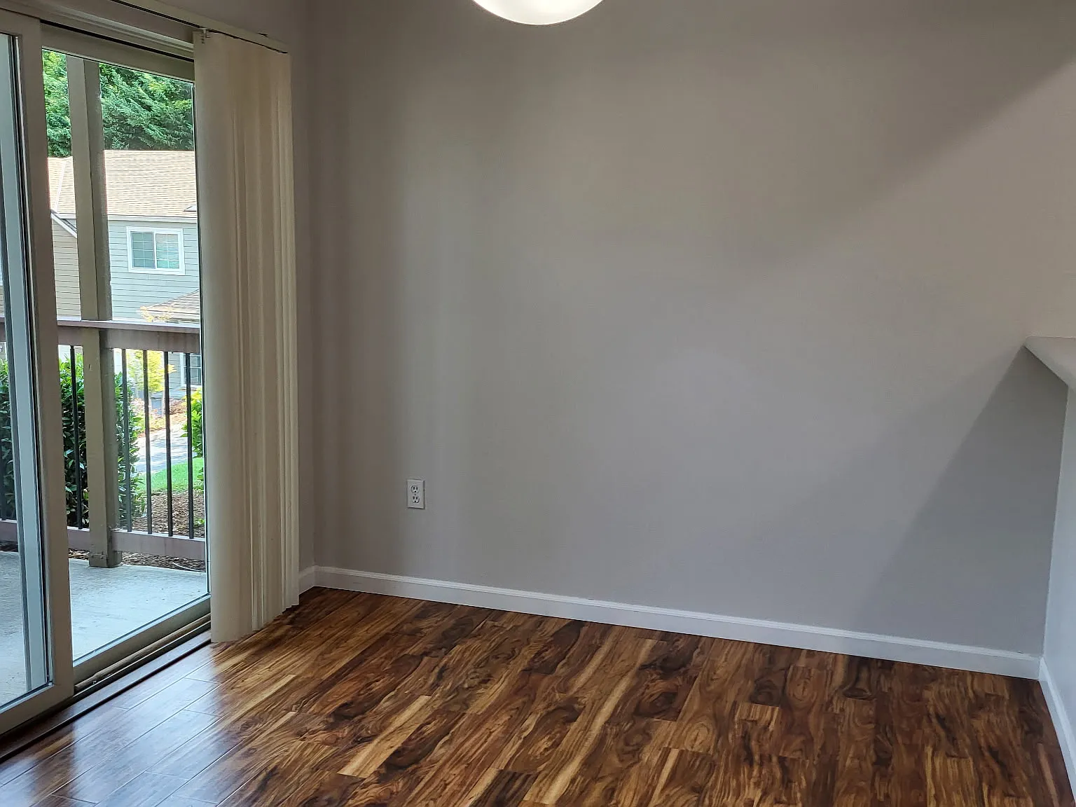 7157 SW Sagert St — Photo 3