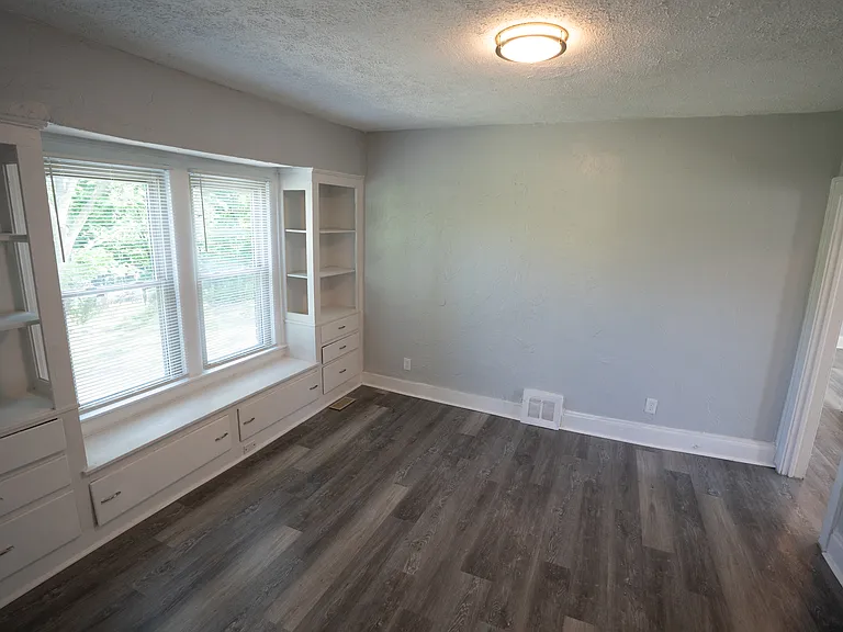 Dining room Unit A