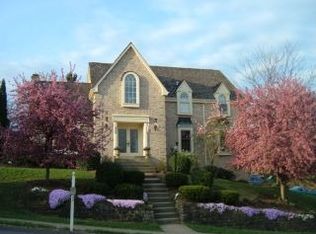 1006 Tall Trees Dr, Pittsburgh, PA 15241