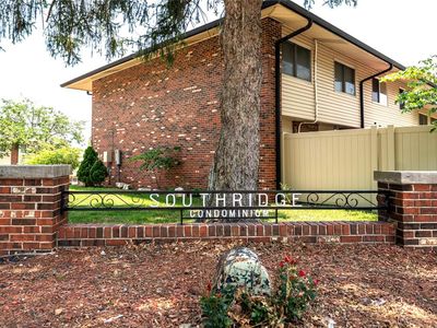 9920 Bunker Hill Dr APT H, Saint Louis, MO, 63123