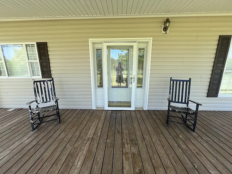 1000 Raintree Ln — Photo 2