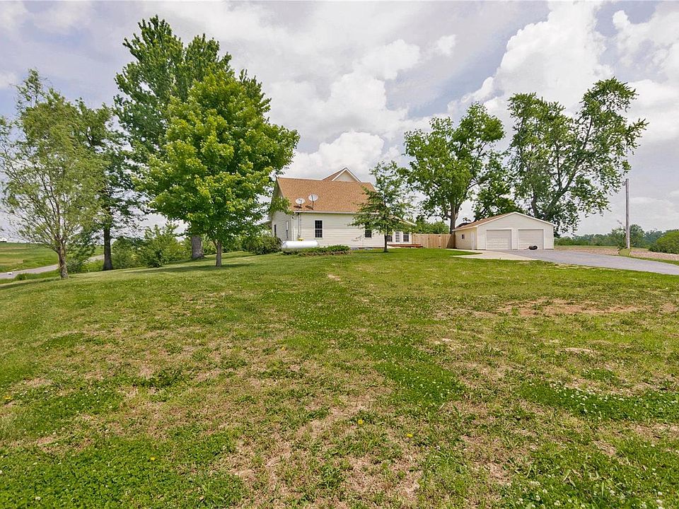 3 Rr 2 Godfrey IL Zillow