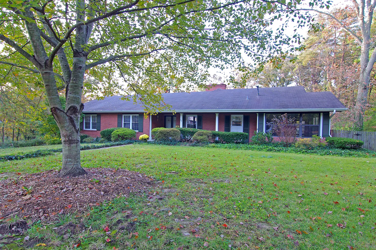 432 Gabriel Dr photo 1