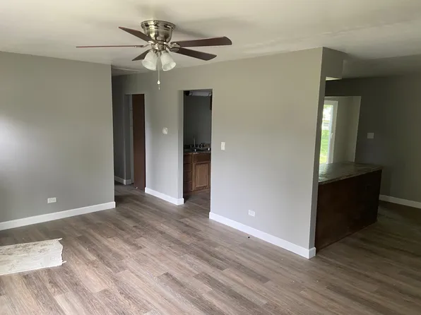 54 Emery Dr, Bourbonnais, IL 60914