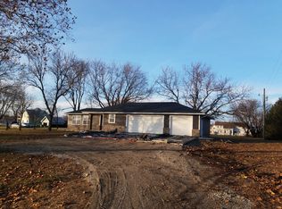 4053 Alburnett Rd, Marion, IA 52302