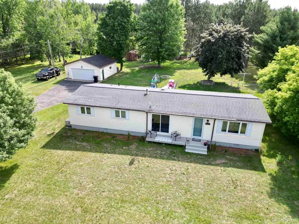 4828 I Rd, Bark River, MI 49807