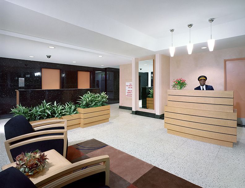 2nd image of 470 Lenox Ave APT 6M