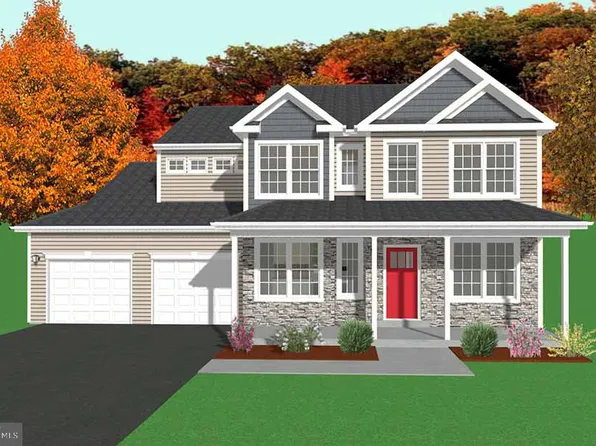 2 Country Club Rd, Ashland, PA 17921