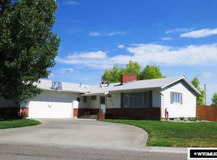 2210 Prairie Rd, Riverton, WY 82501