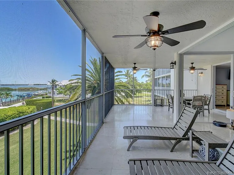 8302 Marina Villas Dr #8302 — Photo 4