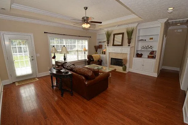 1416 Cloverbrook Cir — Photo 5
