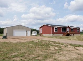 19056 Island View Dr, Mora, MN 55051