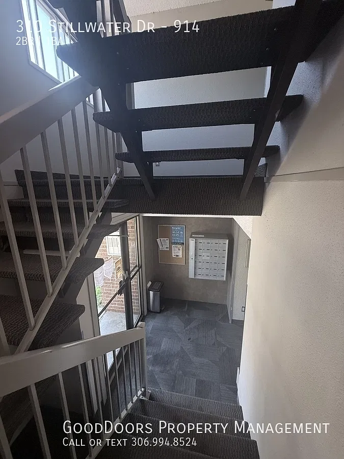 2 bed, 840 sqft, $1,500 — Photo 3
