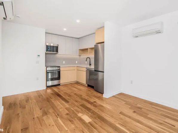 205 Cabrini Blvd #6E