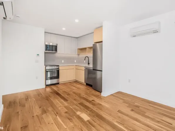 205 Cabrini Boulevard image 6 of 18