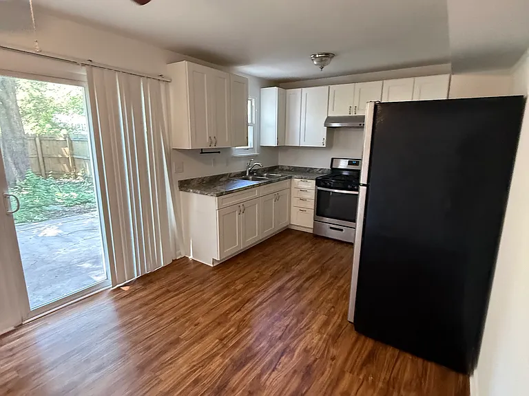 1817 Regal Dr — Photo 5
