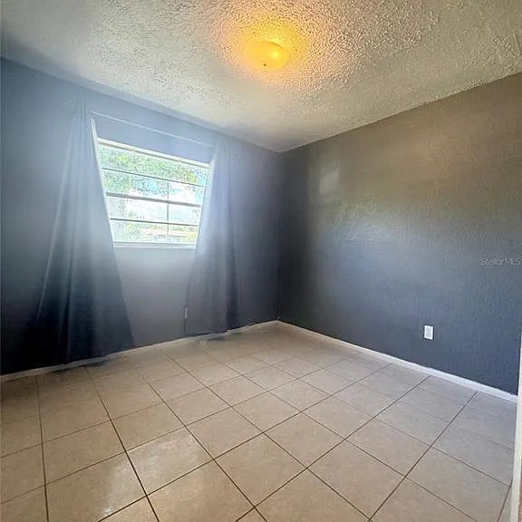 5425 Karen Ct — Photo 7