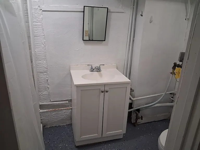 110 S Wilmoth Ave — Photo 12