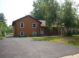 313 Briar Cliff St SW, Poplar Grove, IL 61065