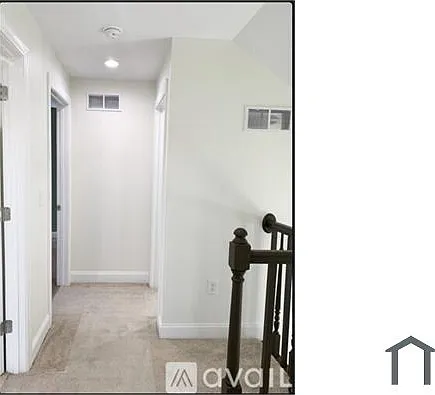 722 S 40th St — Photo 27