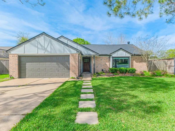 719 Rolling Mill Dr, Sugar Land, TX 77498