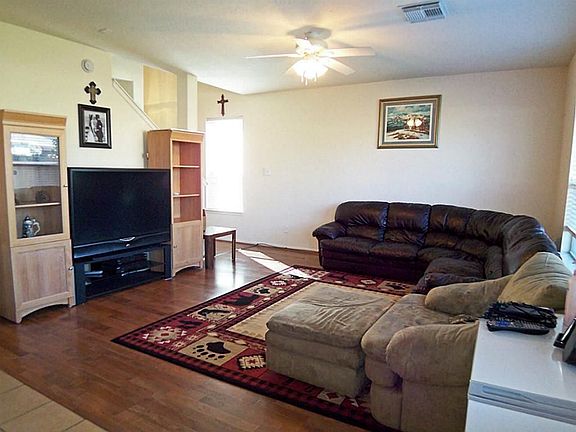 4th image of 6430 Applewood Forest Dr
