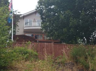 3224 46th Ave SW, Seattle, WA 98116