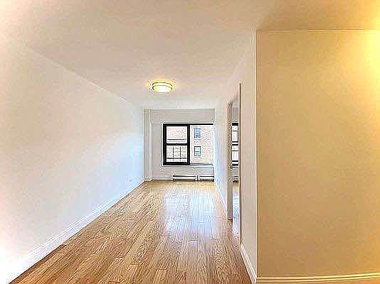 2nd image of 301 W 130th St #D5