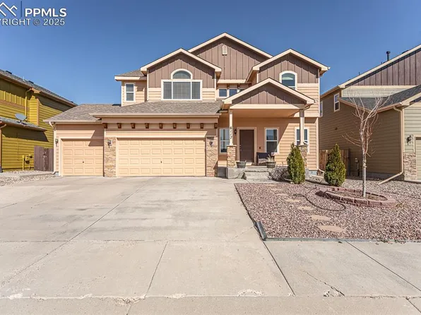 6117 Hayfield Pl, Colorado Springs, CO 80925