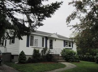 15 Hampton St, Methuen, MA 01844