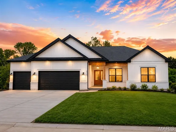214 Fiddlers Close Rd #214, Washington, MO 63090