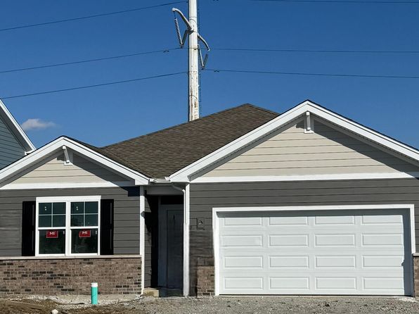 10621 Blaine St, Saint John, IN 46373