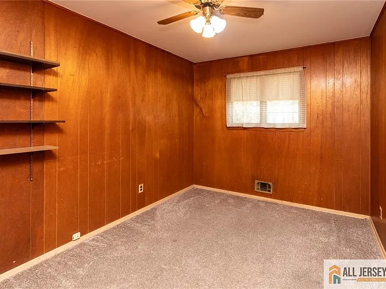 10 Eardley Rd — Photo 20