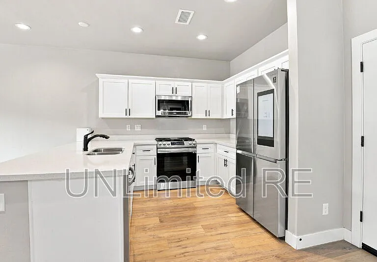 12249 Curtis Ct — Photo 13