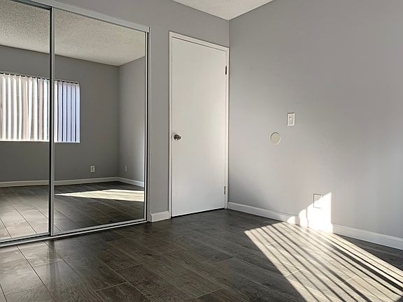 3rd image of 5011-5015 Monte Vista St #307