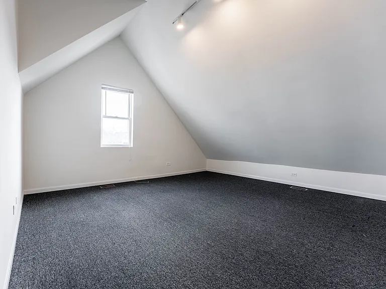 2430 N Ashland Ave #2 — Photo 7