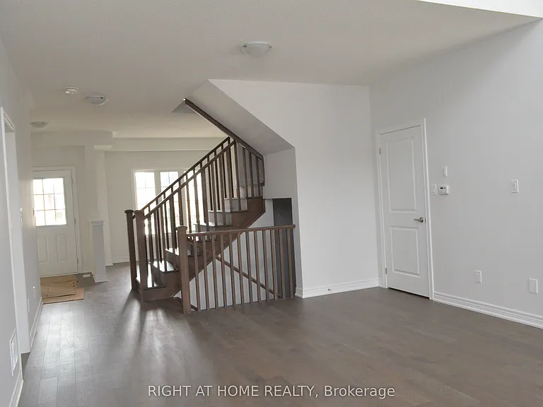 65 Jazzberry Rd #2 — Photo 6