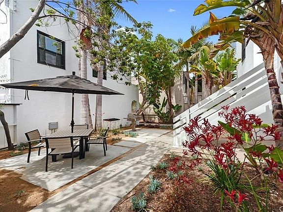 4th image of 4108 E Broadway #A